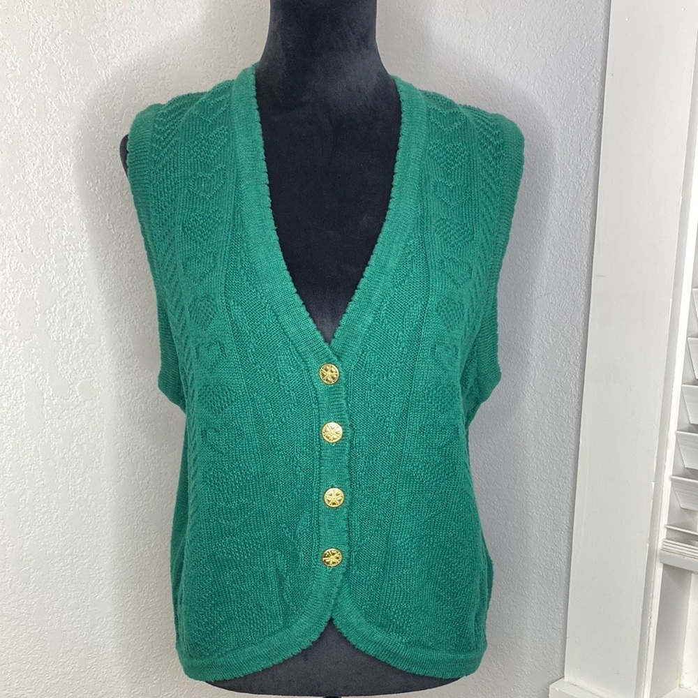 Vintage Baxter & Wells Green Knit Gold Heart Button Sweater Vest